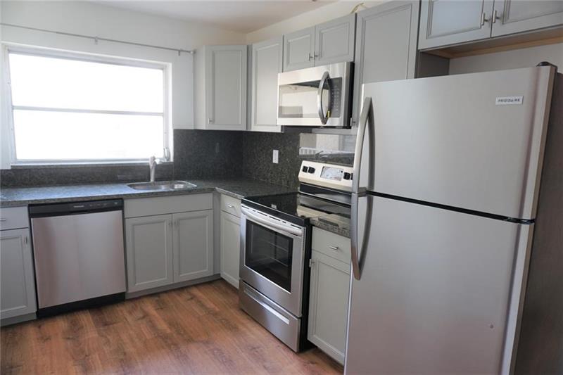 Image 6 of 29 For 7705 86th St  B-209