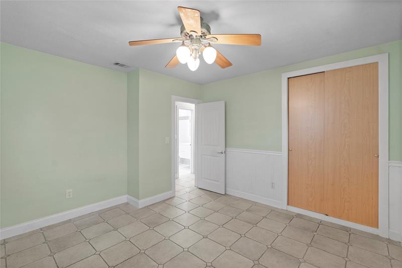 Image 21 of 33 For 11210 23rd St