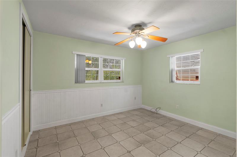 Image 23 of 33 For 11210 23rd St
