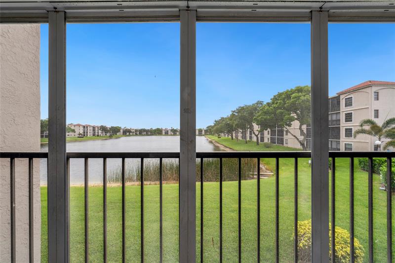 Image 4 of 29 For 6269 Pointe Regal Cir  210