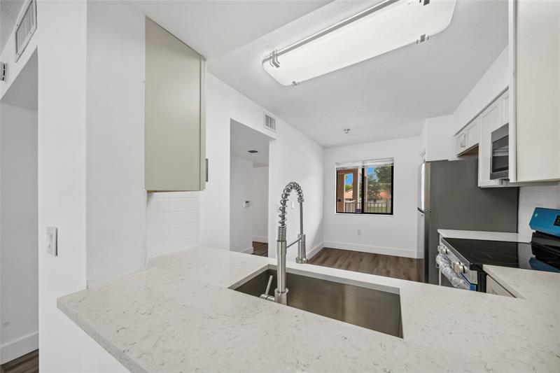 Image 8 of 29 For 6269 Pointe Regal Cir  210