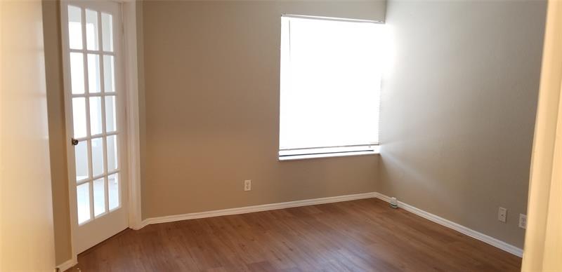 Image 8 of 9 For 2846 University Dr  4205