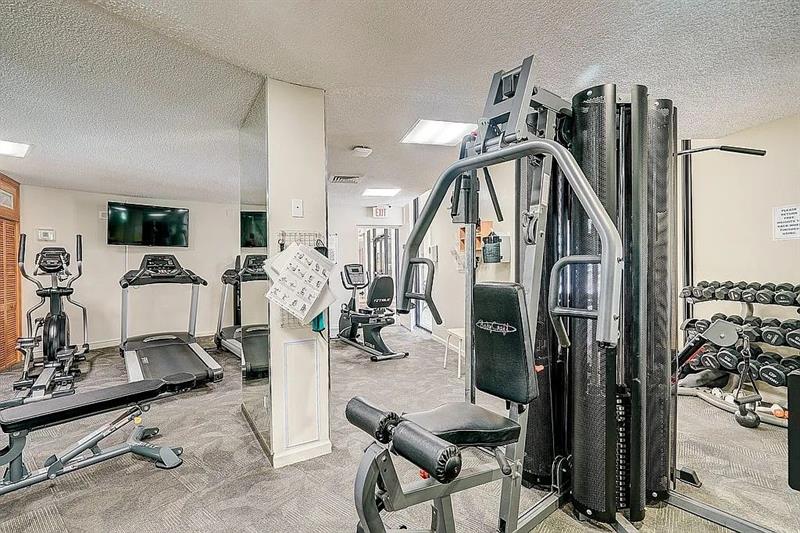 Image 58 of 62 For 2800 Ocean Dr  A5b