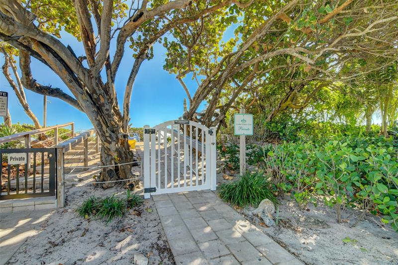 Image 32 of 33 For 5520 Ocean Blvd  111