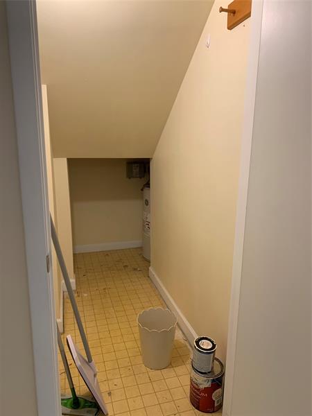 Image 16 of 34 For 2944 Waterford Dr  2944