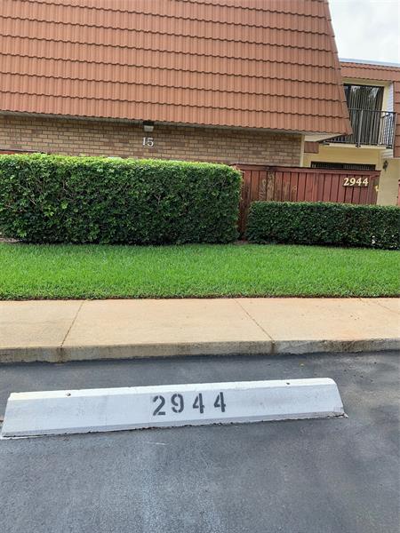Image 31 of 34 For 2944 Waterford Dr  2944