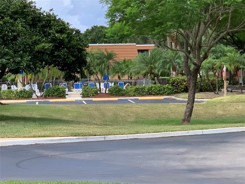Image 34 of 34 For 2944 Waterford Dr  2944