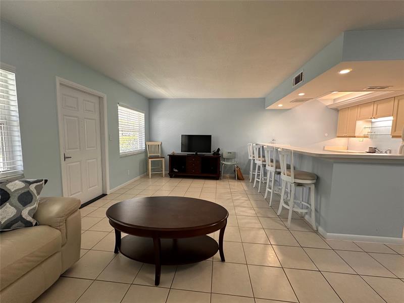 Image 13 of 41 For 5550 Ocean Blvd  103