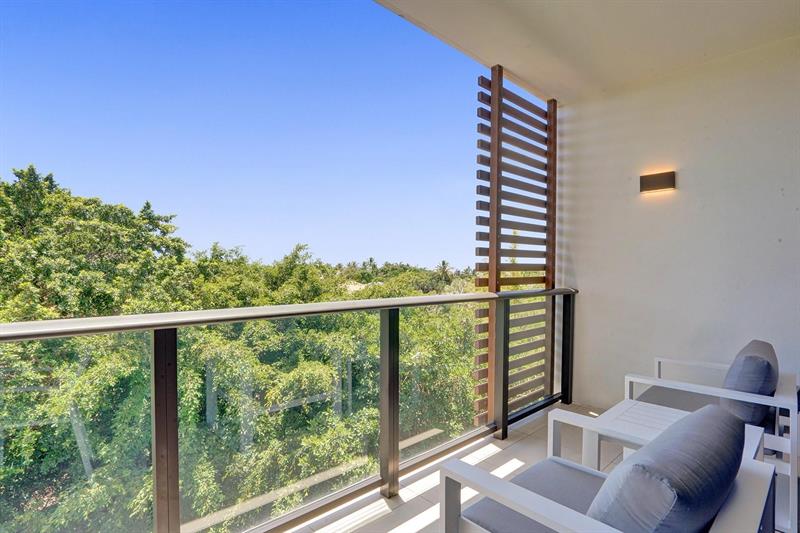 Image 12 of 73 For 3040 Ocean Blvd  N205