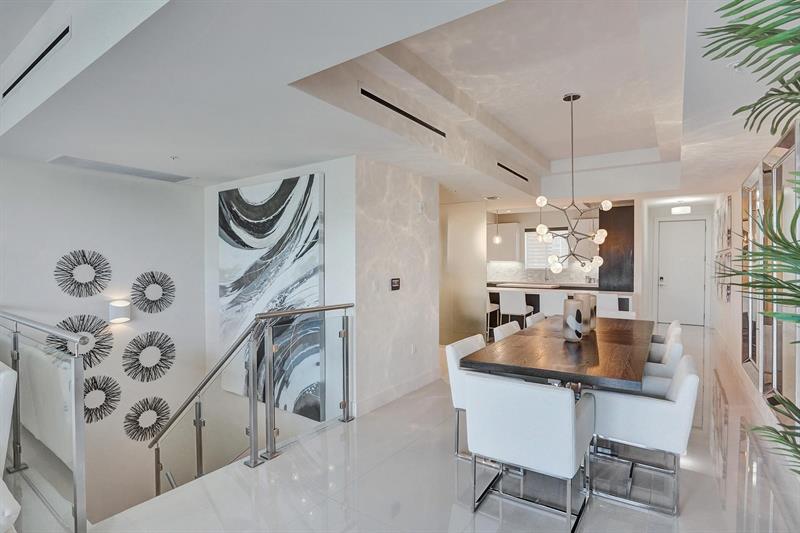 Image 30 of 73 For 3040 Ocean Blvd  N205