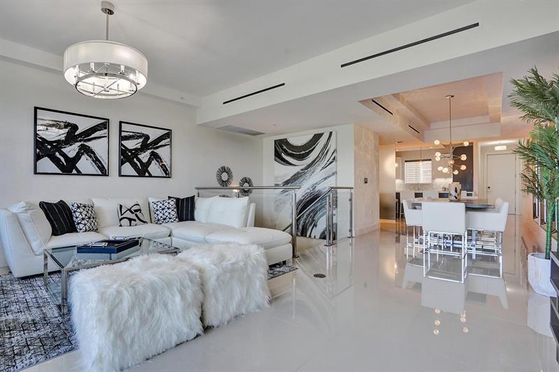 Image 7 of 73 For 3040 Ocean Blvd  N205