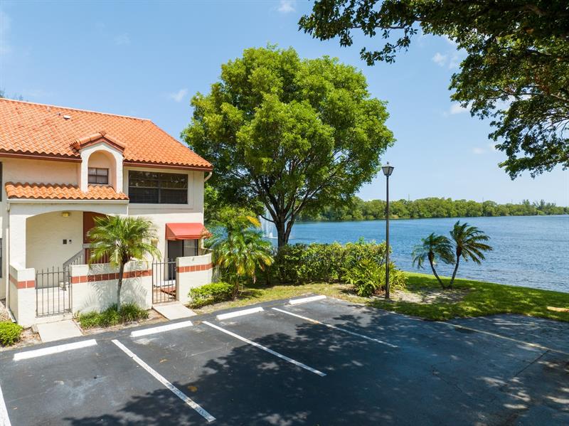Details for 112 Liberty Ct  112, Deerfield Beach, FL 33442