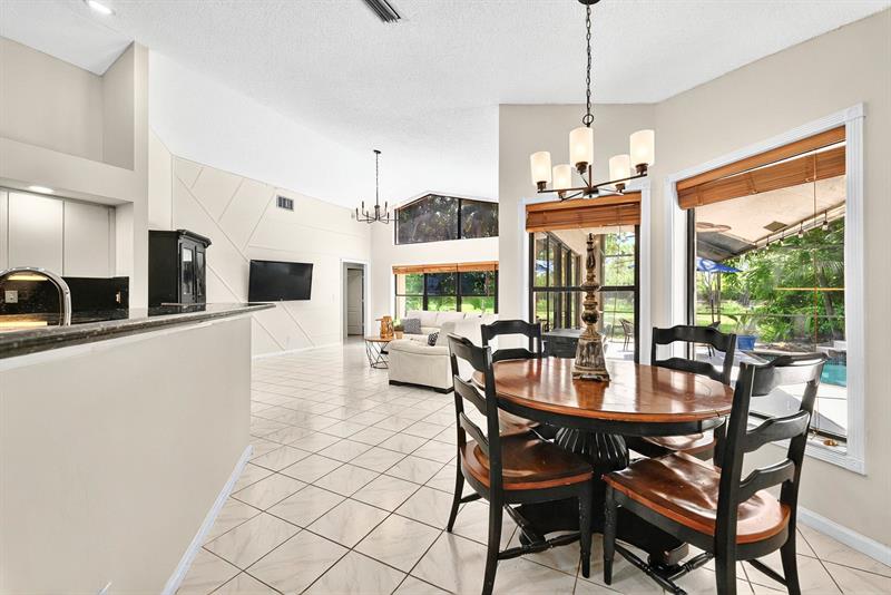 Image 10 of 37 For 1106 Waterbrook Ln