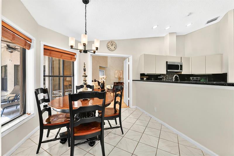 Image 11 of 37 For 1106 Waterbrook Ln