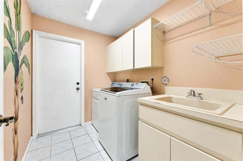 Image 34 of 37 For 1106 Waterbrook Ln