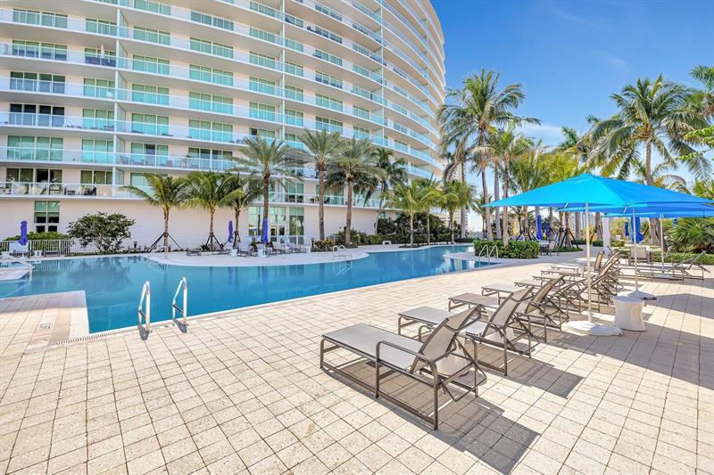 Image 80 of 99 For 1 Ocean Blvd  612