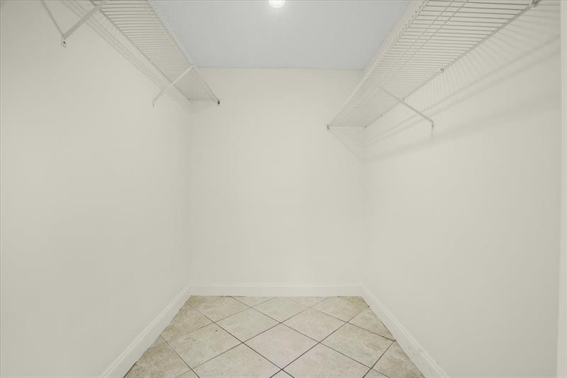 Image 19 of 33 For 10151 35th St  2-b