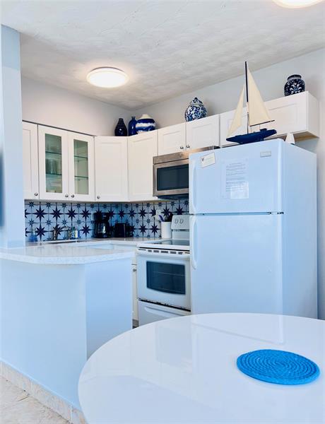 Image 7 of 21 For 120 20 Ave  12