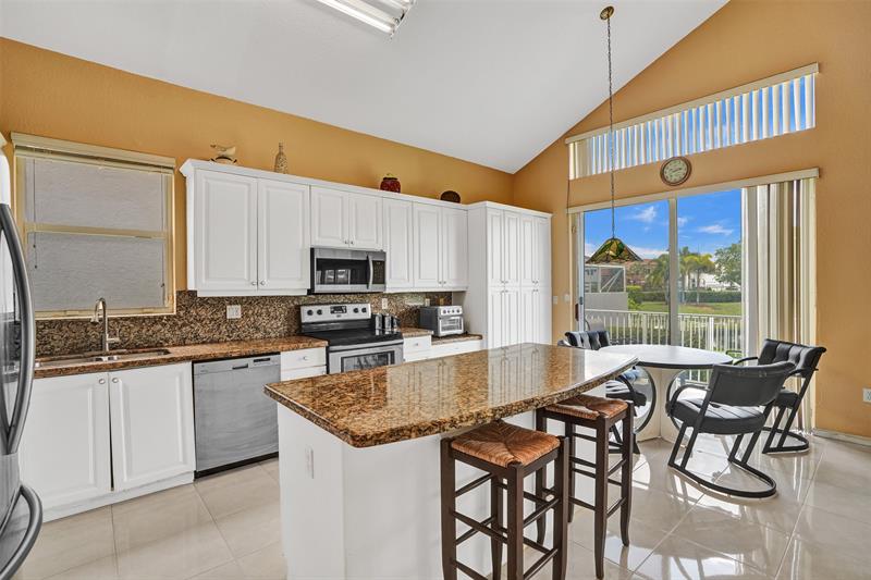 Image 15 of 39 For 1581 159th Ave
