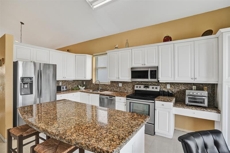 Image 18 of 39 For 1581 159th Ave