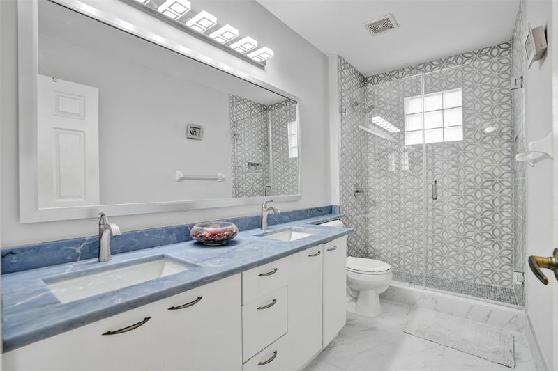 Image 31 of 39 For 1581 159th Ave