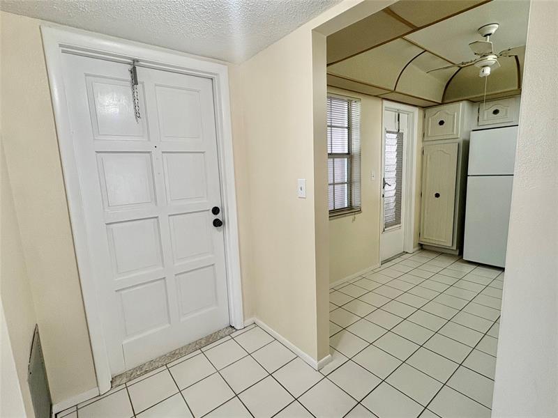 Image 11 of 31 For 4140 44th Ave  116