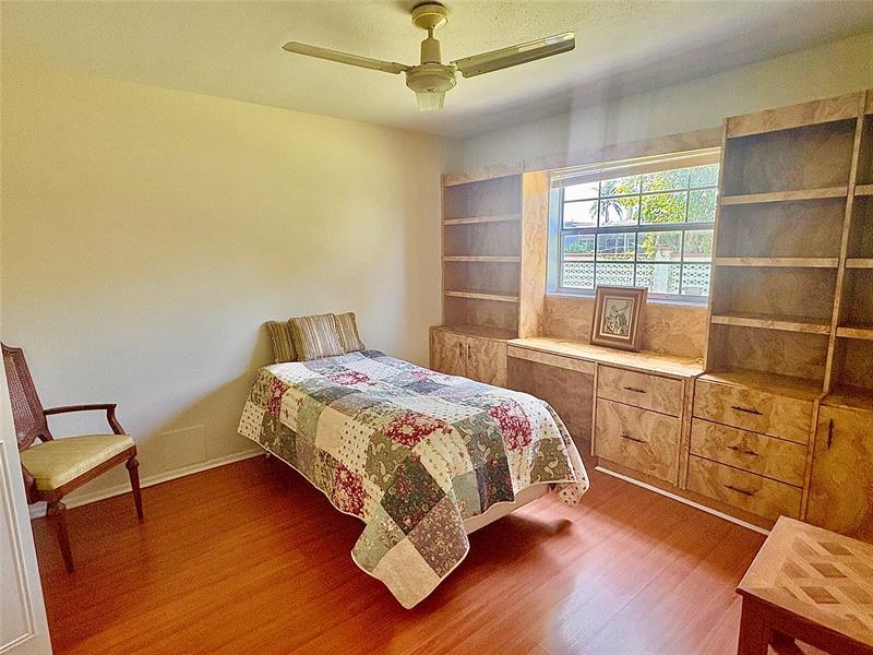 Image 15 of 31 For 4140 44th Ave  116