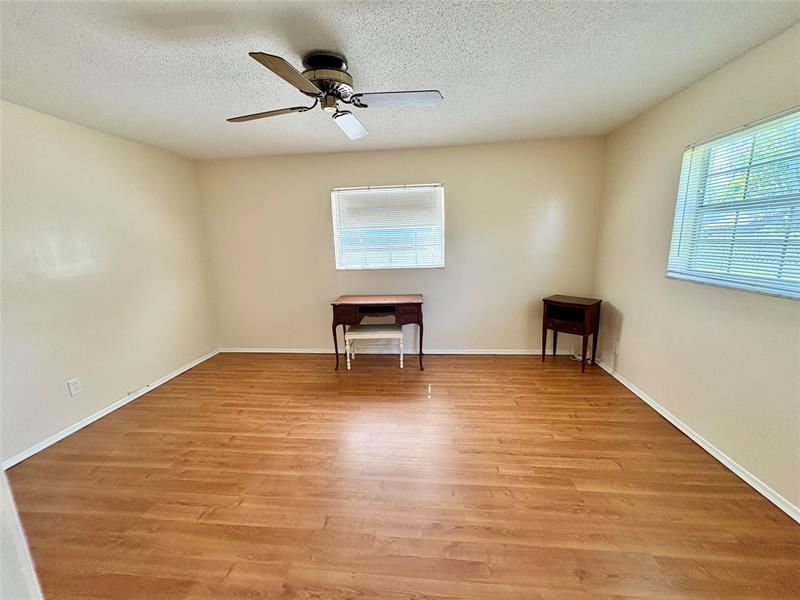 Image 20 of 31 For 4140 44th Ave  116