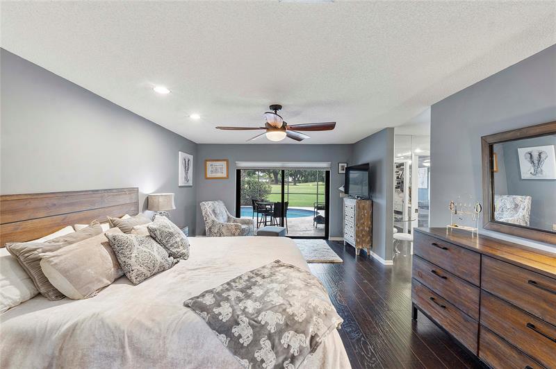Image 19 of 50 For 8208 80th St