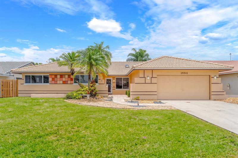 Details for 15541 Roundtable Rd, Davie, FL 33331