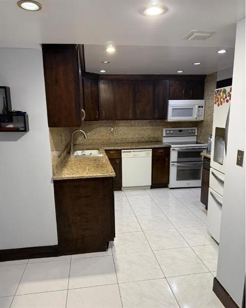 Image 6 of 8 For 1833 Ocean Dr  1209