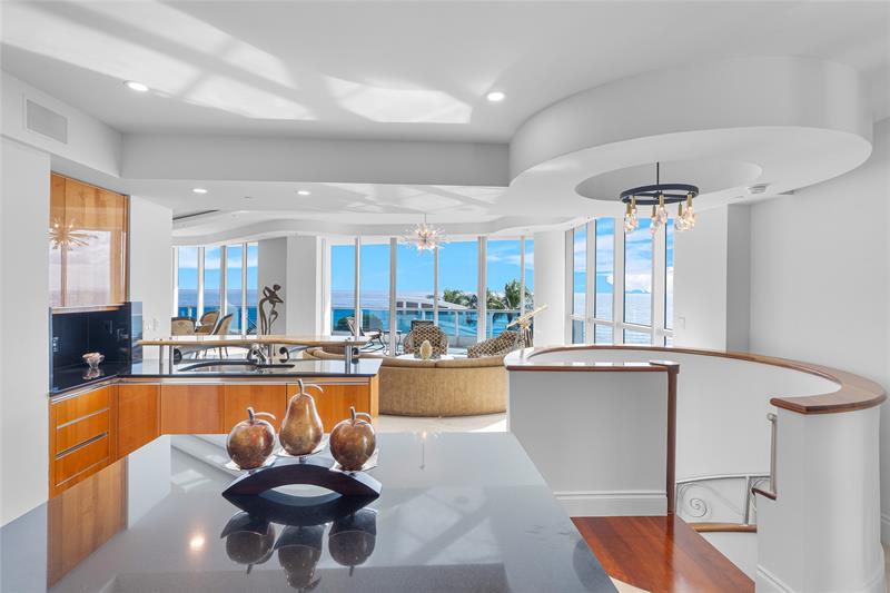 Image 13 of 71 For 1600 Ocean Blvd  301