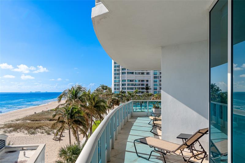 Image 20 of 71 For 1600 Ocean Blvd  301