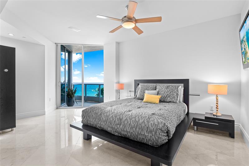 Image 38 of 71 For 1600 Ocean Blvd  301