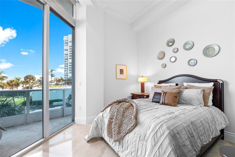 Image 41 of 71 For 1600 Ocean Blvd  301