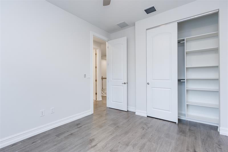Image 37 of 59 For 10124 Brickhill Dr  10124