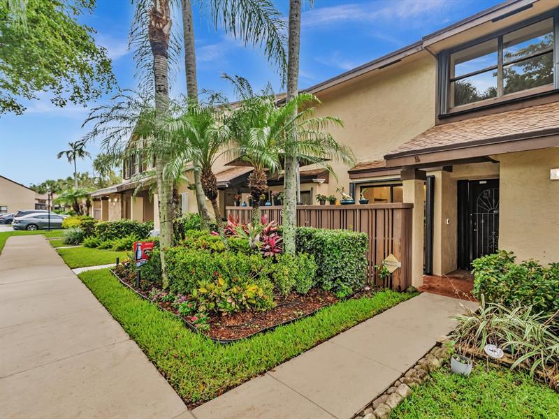 Details for 3950 Cocoplum Cir  D, Coconut Creek, FL 33063