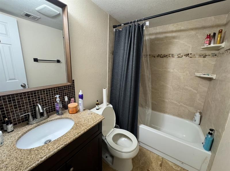 Image 11 of 15 For 5080 64th Ave  202