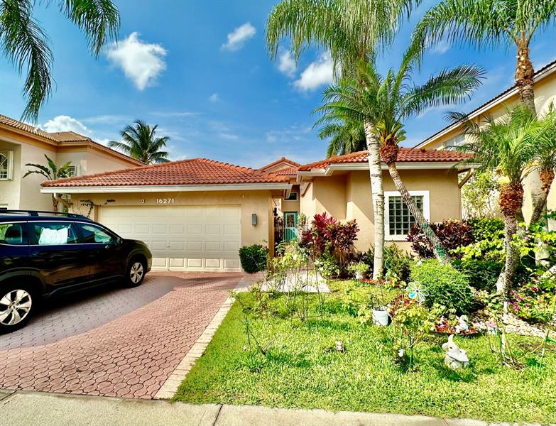 Details for 16271 La Costa Dr, Weston, FL 33326