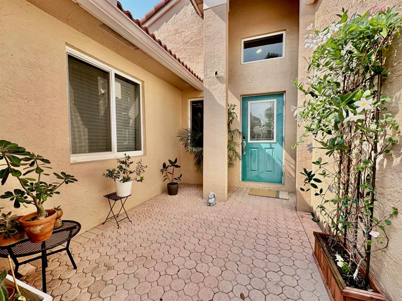 Image 30 of 30 For 16271 La Costa Dr