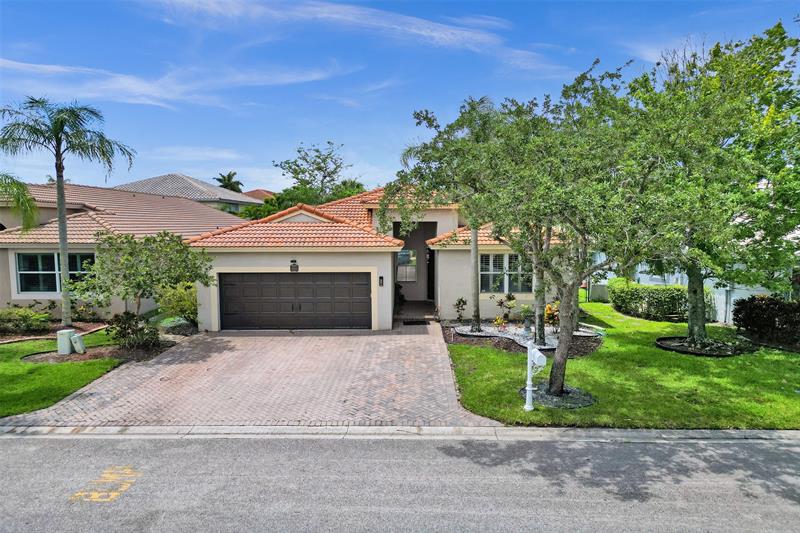 Image 10 of 88 For 5445 122 Dr  