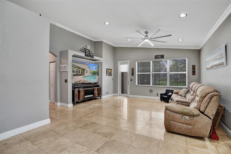 Image 34 of 88 For 5445 122 Dr  