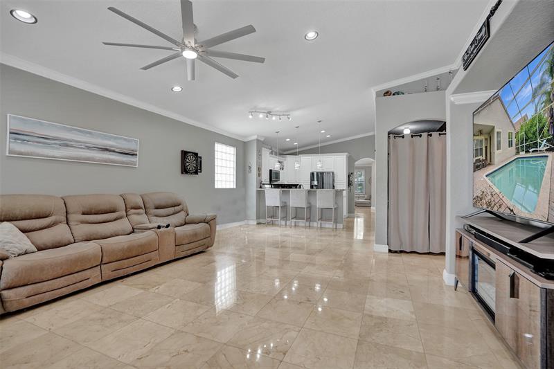 Image 39 of 88 For 5445 122 Dr  