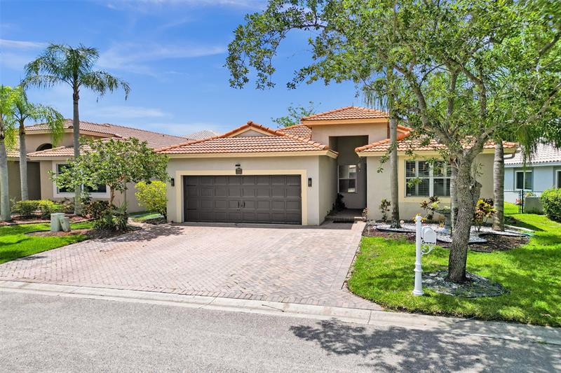 Image 4 of 88 For 5445 122 Dr  