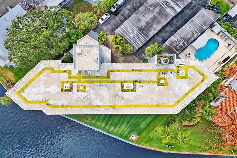 Image 32 of 36 For 818 4th St  202