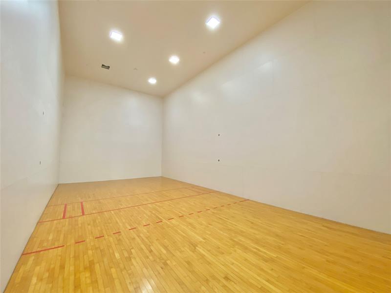 Image 70 of 71 For 511 5th Ave  923