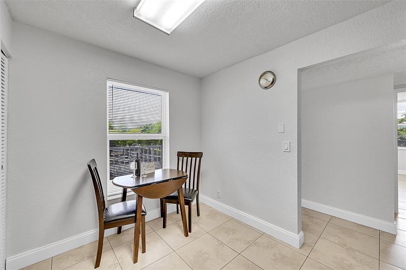 Image 8 of 39 For 1402 80th Ave  301