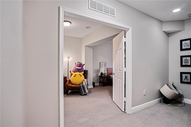 Image 15 of 39 For 1033 17th Way  1103