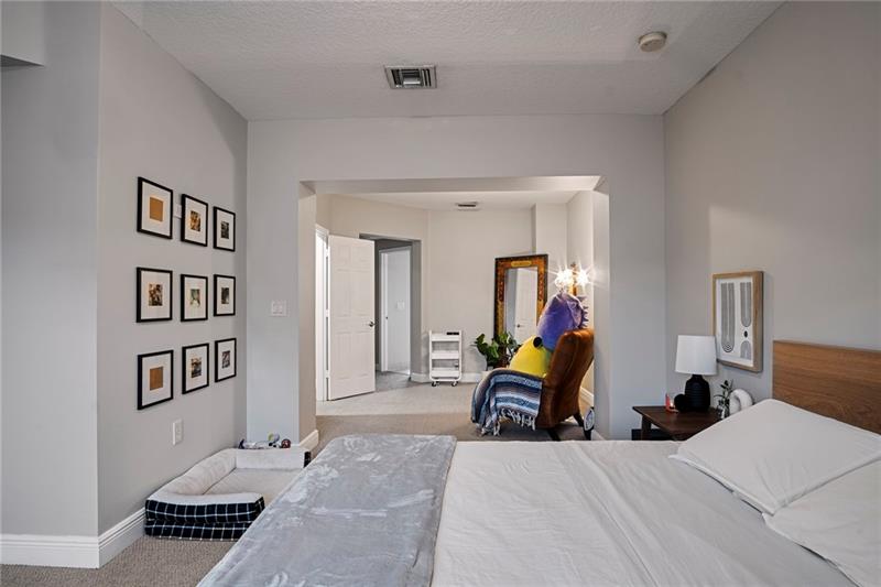 Image 16 of 39 For 1033 17th Way  1103