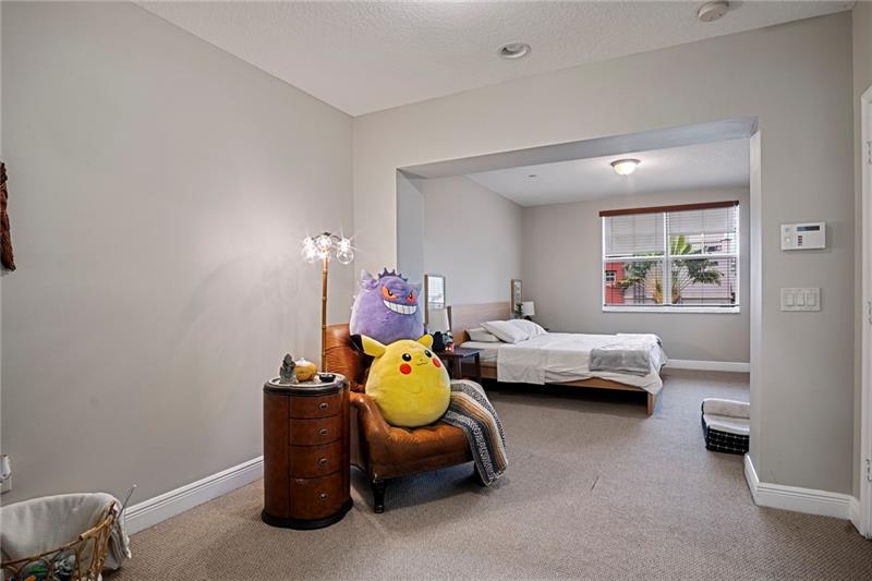 Image 21 of 39 For 1033 17th Way  1103